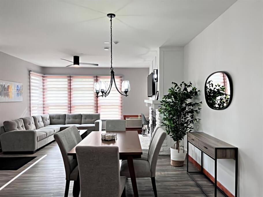 شقة Tremblant Les Eaux 227-1 By Escapades Tremblant مونت تريمبلانت المظهر الخارجي الصورة