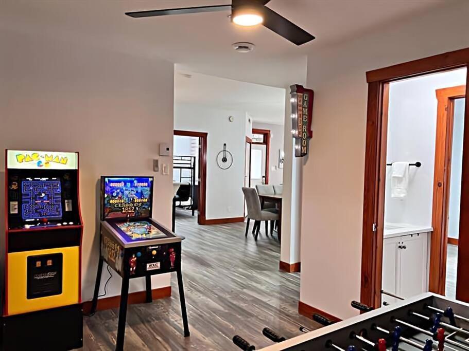 شقة Tremblant Les Eaux 227-1 By Escapades Tremblant مونت تريمبلانت المظهر الخارجي الصورة